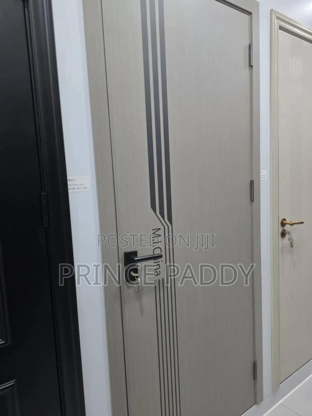 Special Wooden Door With Frame and Handle