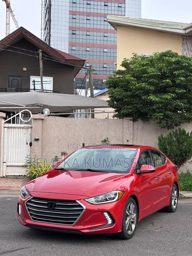 Hyundai Elantra Limited Sedan FWD (2.0L 4cyl 6A) 2017 Red