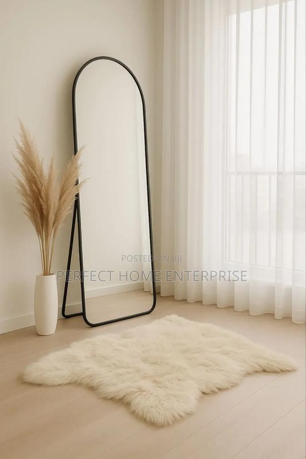 Standing Mirror photo 2