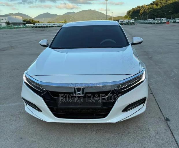 Honda Accord EX-L (1.5L 4cyl Turbo CVT) 2019 White