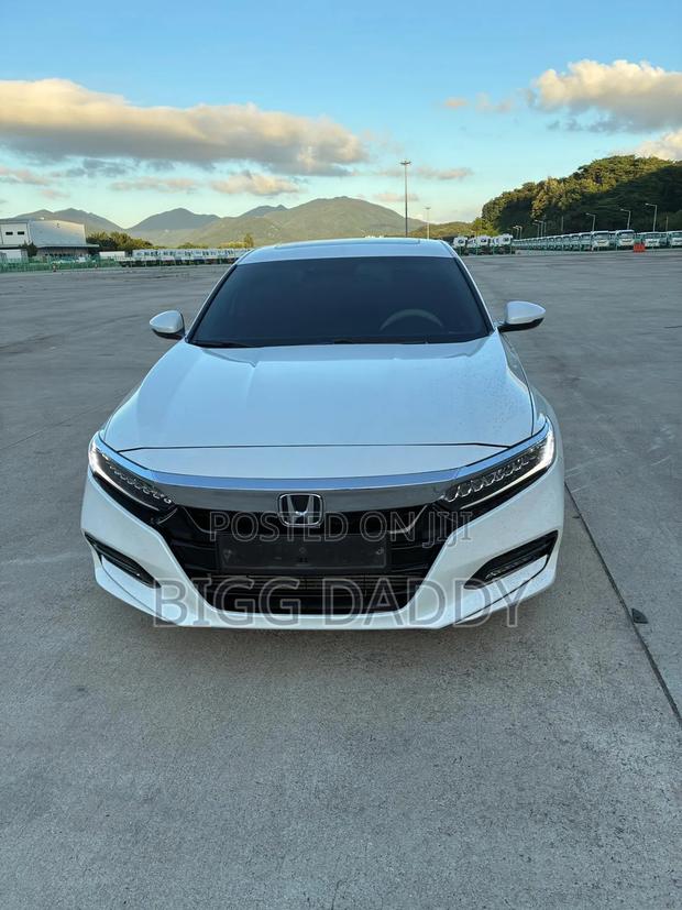 Honda Accord EX-L (1.5L 4cyl Turbo CVT) 2019 White
