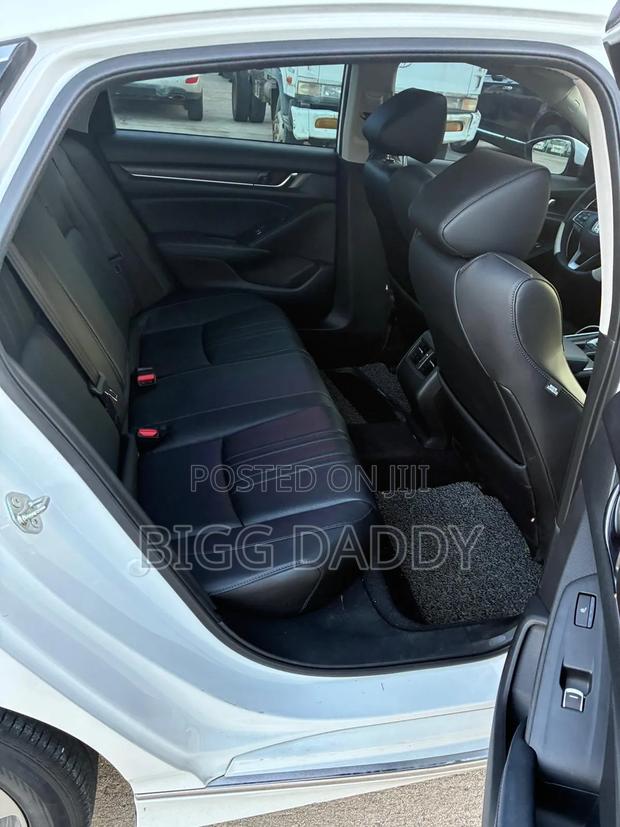 Honda Accord EX-L (1.5L 4cyl Turbo CVT) 2019 White