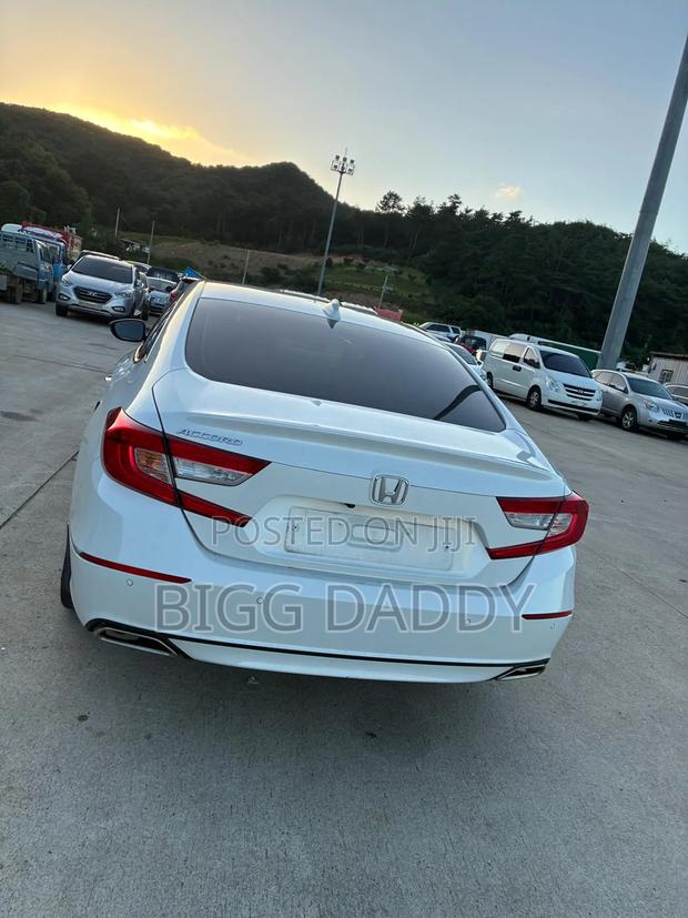 Honda Accord EX-L (1.5L 4cyl Turbo CVT) 2019 White