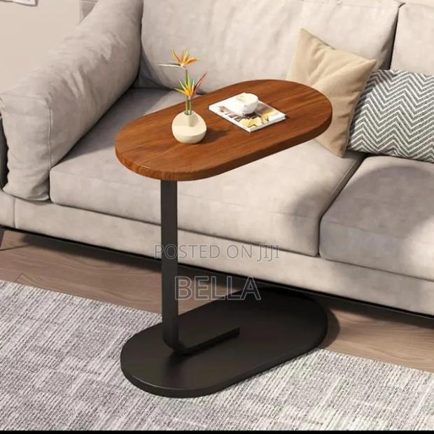 Coffee Table /Center/Bedroom Table photo 2