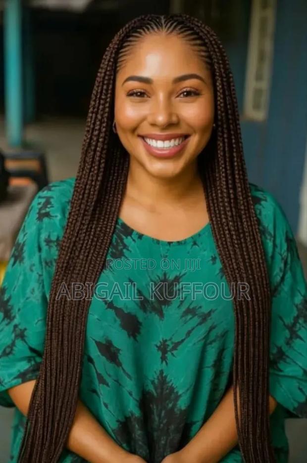 Hair Dressers! Braiders Wanted photo 5