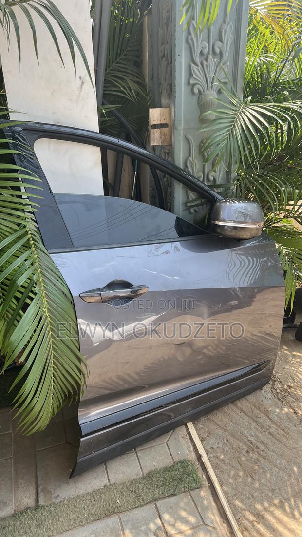 2019-2023 Acura RDX Door photo 2