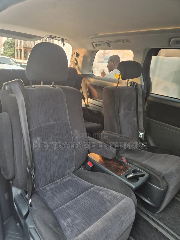 Toyota Vellfire 2014 White photo 7