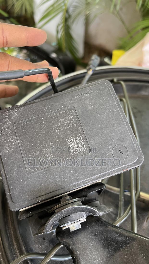 2019-2022 Acura RDX Abs Control Unit photo 2