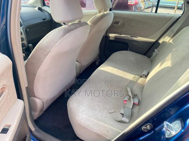 Toyota Vitz 1.0 FWD 3dr 2010 Blue