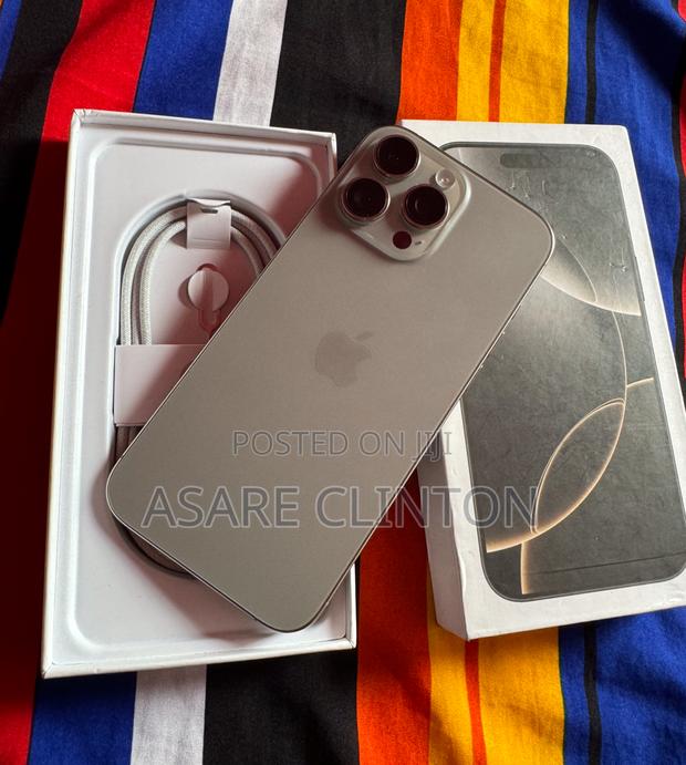 Apple iPhone 16 Pro Max 512 GB Gray photo 3