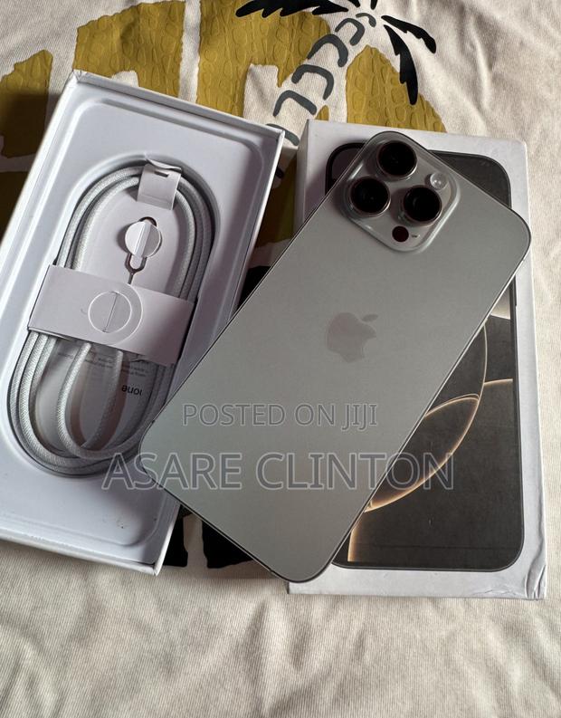 Apple iPhone 16 Pro Max 512 GB Gray photo 2