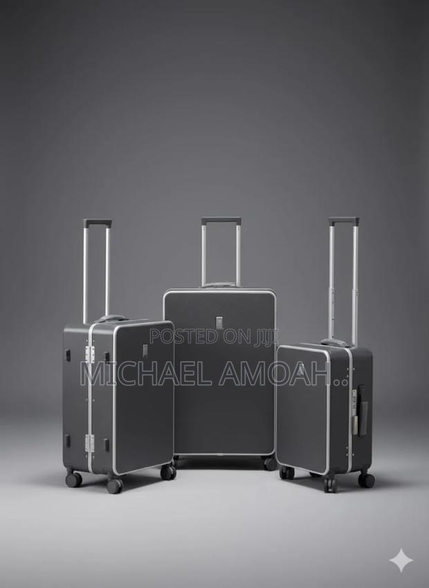 Suitable Luggage photo 3