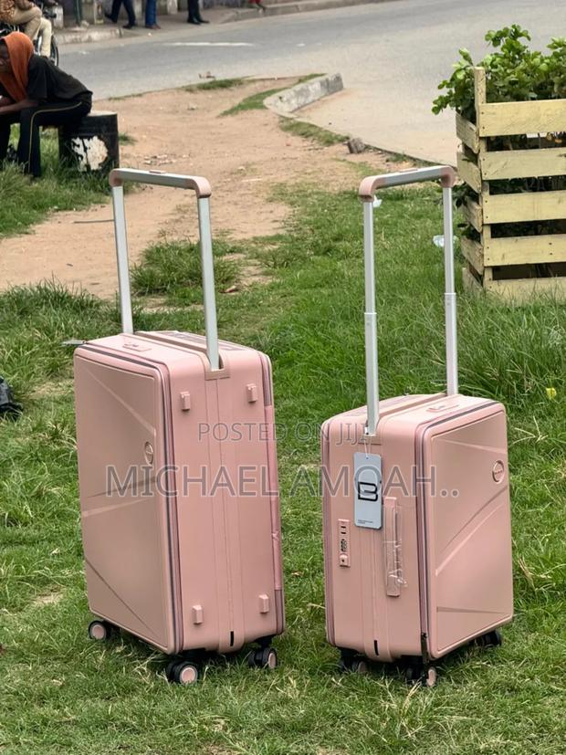 Suitable Luggage photo 4