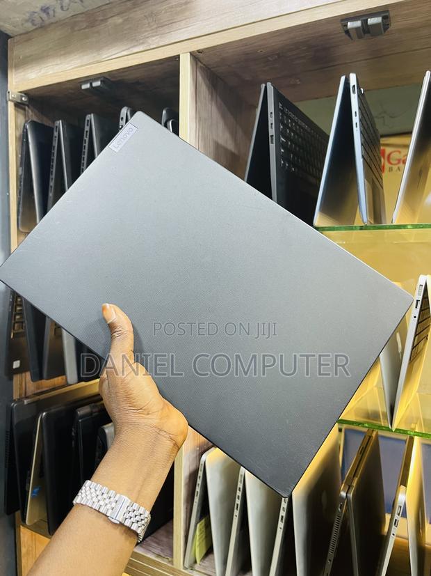 Laptop Lenovo Ideapad V14 IGL 8GB Intel Core i5 SSD 512GB photo 5