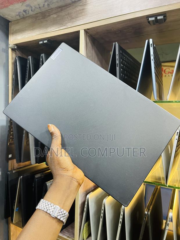Laptop Lenovo Ideapad V14 IGL 8GB Intel Core i5 SSD 512GB photo 6