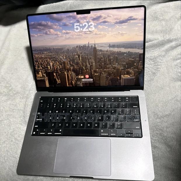 Laptop Apple MacBook Pro 2021 M1 16GB Apple M1 Pro SSD 512GB