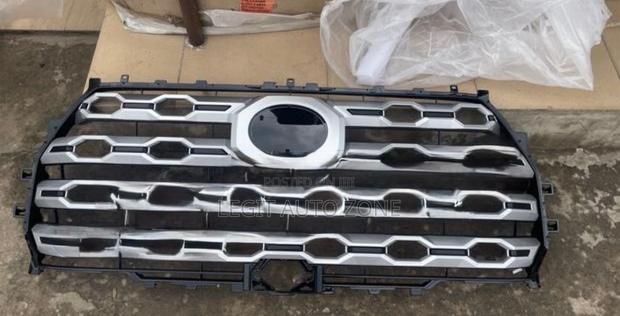 Toyota Tundra 2023,2024,2025, Front Shells