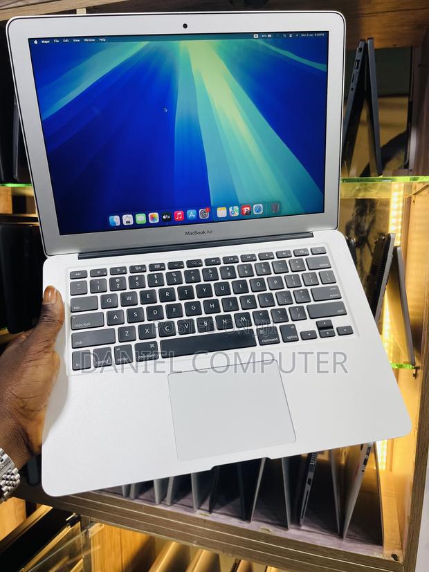 Laptop Apple MacBook Air 2017 8GB Intel Core i5 SSD 256GB photo 3