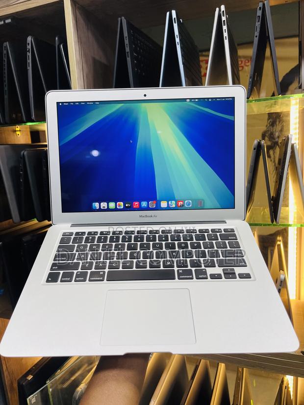 Laptop Apple MacBook Air 2017 8GB Intel Core i5 SSD 256GB photo 2