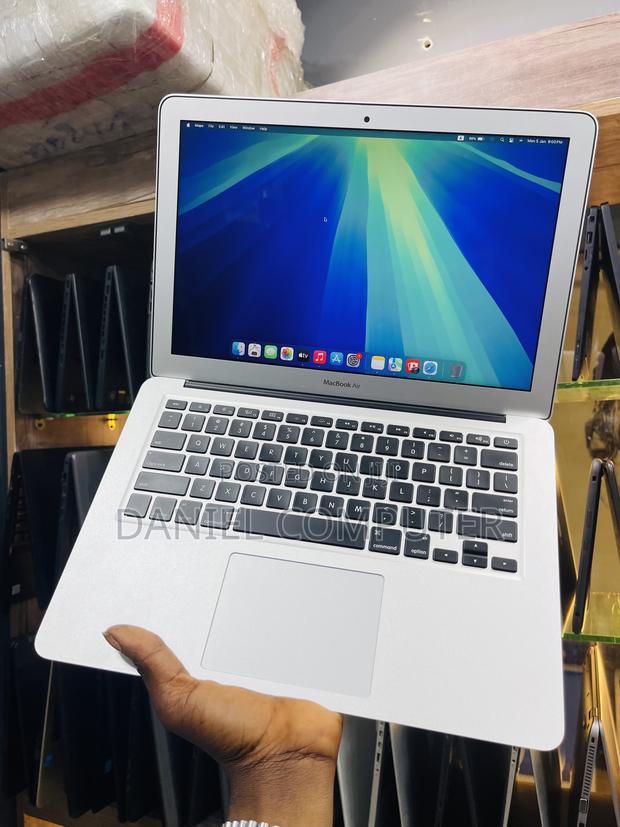 Laptop Apple MacBook Air 2017 8GB Intel Core i5 SSD 256GB photo 5