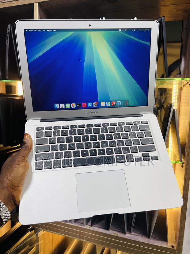 Laptop Apple MacBook Air 2017 8GB Intel Core i5 SSD 256GB photo 4