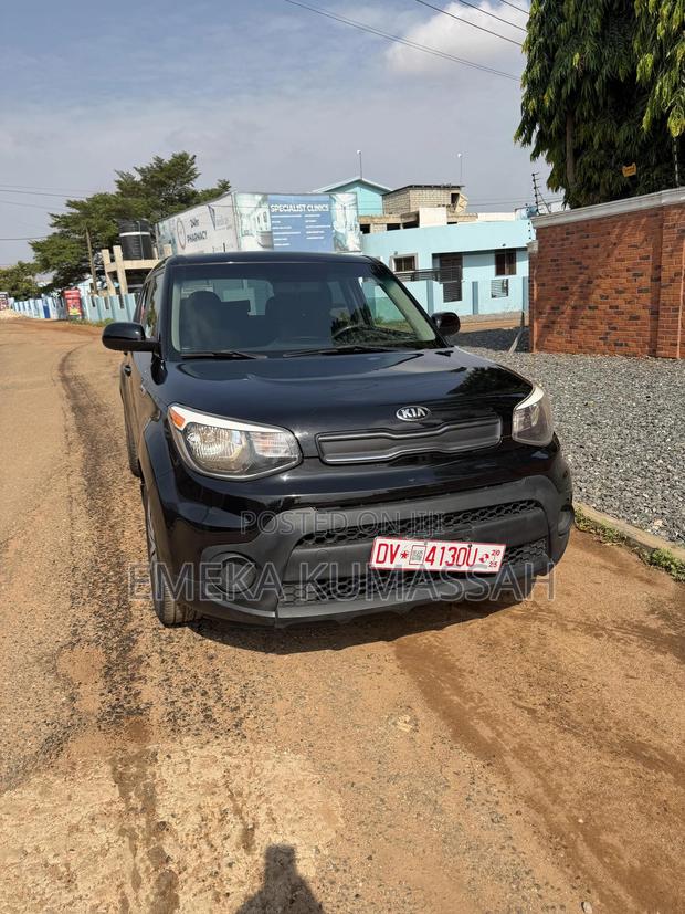 Kia Soul Base Hatchback 2017 Black