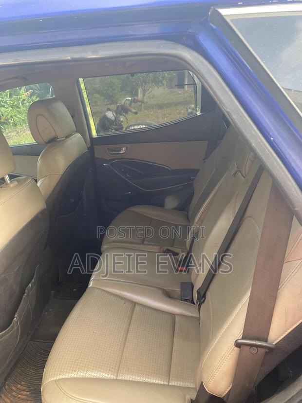 Hyundai Santa Fe Limited 4dr SUV AWD (3.3L 6cyl 6A) 2015 Blue photo 8