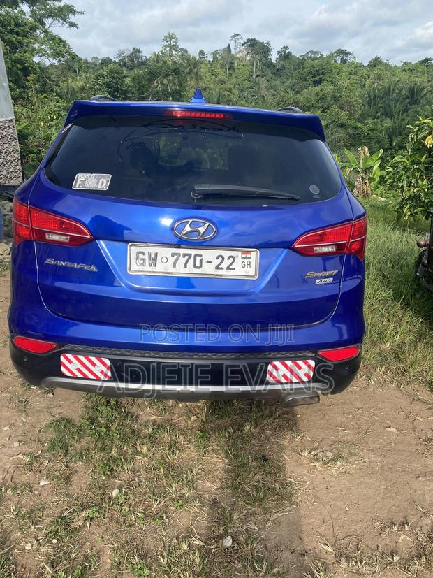 Hyundai Santa Fe Limited 4dr SUV AWD (3.3L 6cyl 6A) 2015 Blue photo 4