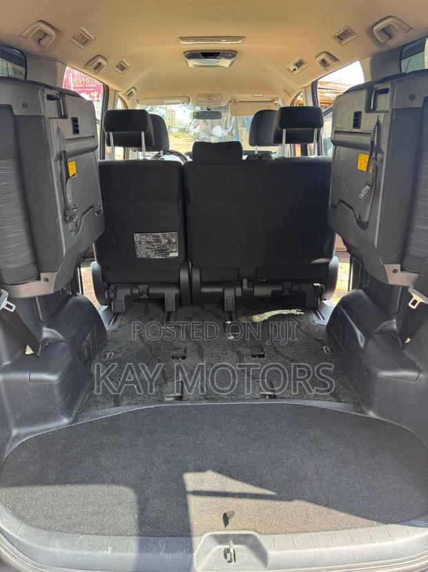 Toyota Voxy 2013 Black