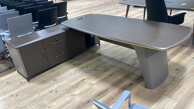 L Shaped Office Desk photo 2
