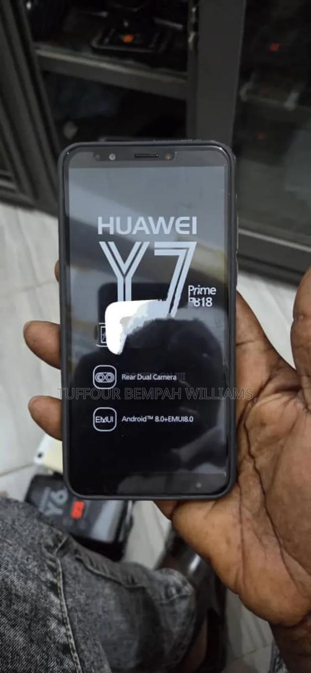 Huawei Y6 Prime 32 GB Rose Gold photo 2