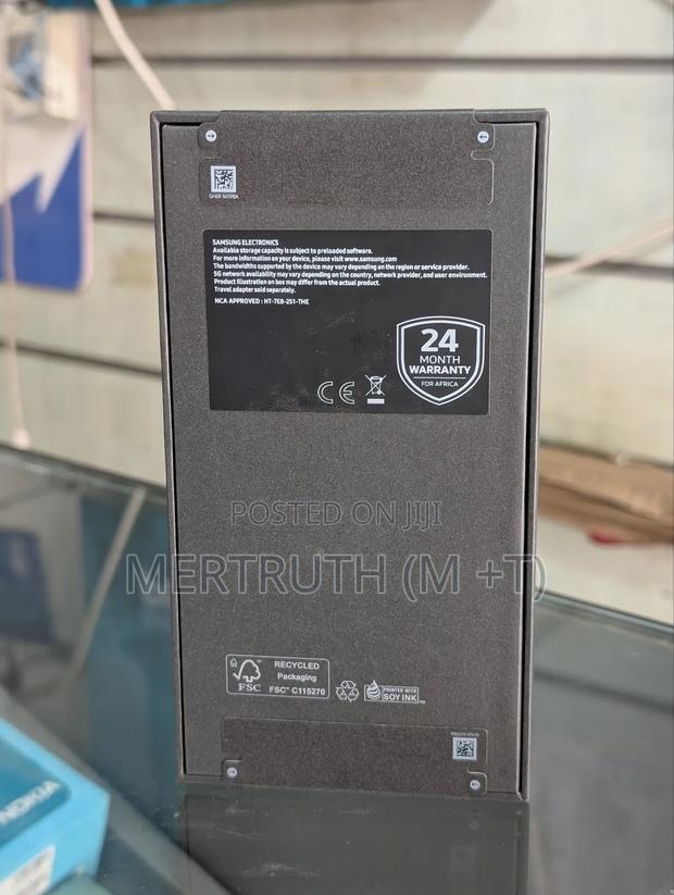 New Samsung Galaxy S25 FE 256 GB Black photo 2