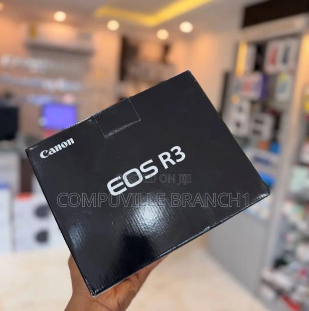 Canon Eos R3 Mirrorless Camera photo 2