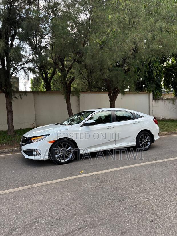 Honda Civic EX Sedan 2020 White photo 4