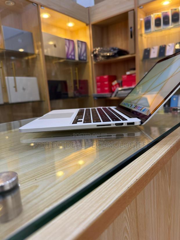 New Laptop Apple MacBook Pro 2015 8GB Intel Core i5 SSD 500GB photo 4