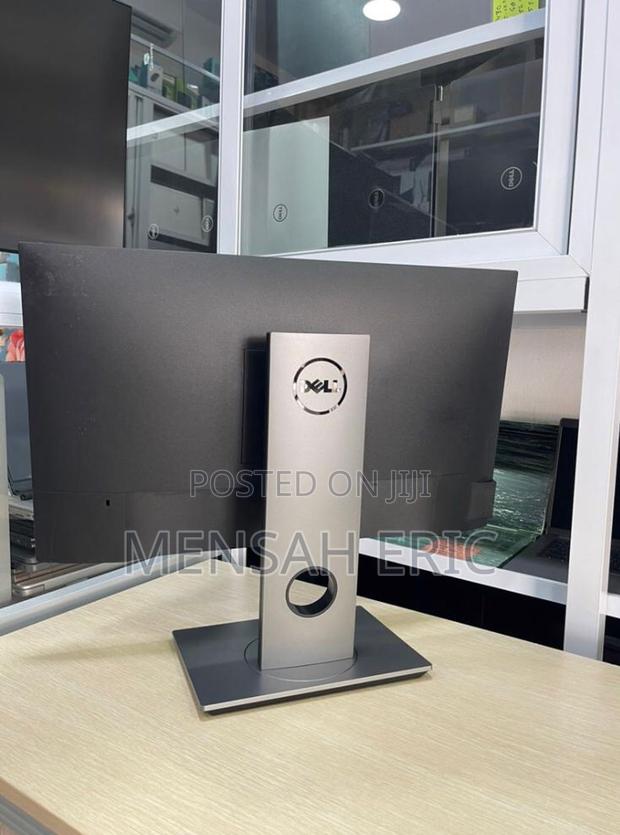 24'' Dell Edgeless Monitor(2419h) photo 2