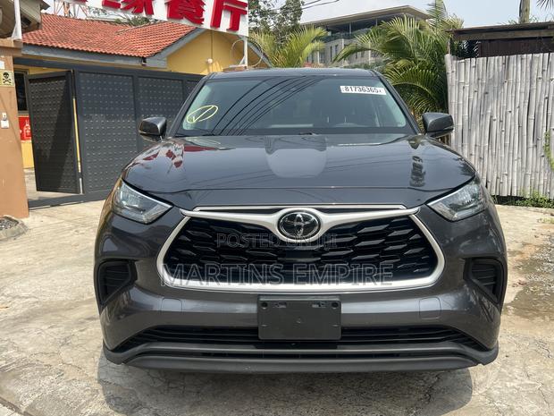 Toyota Highlander LE AWD 2020 Gray