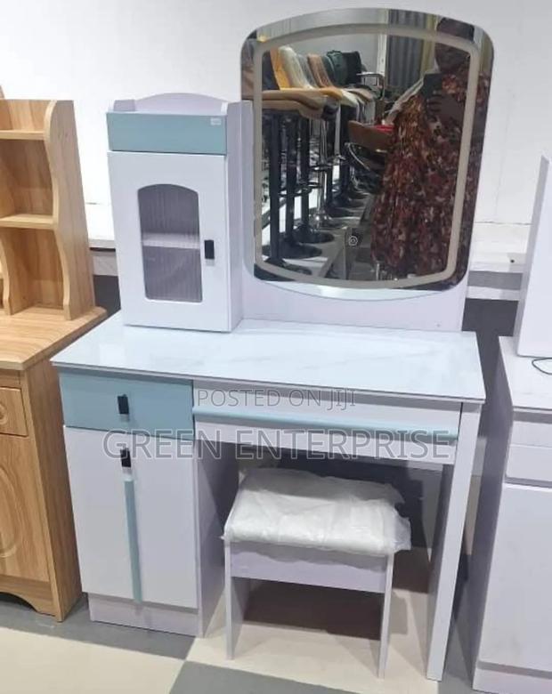 Elegant Vanity Table With Mirror, Stool and Storage
