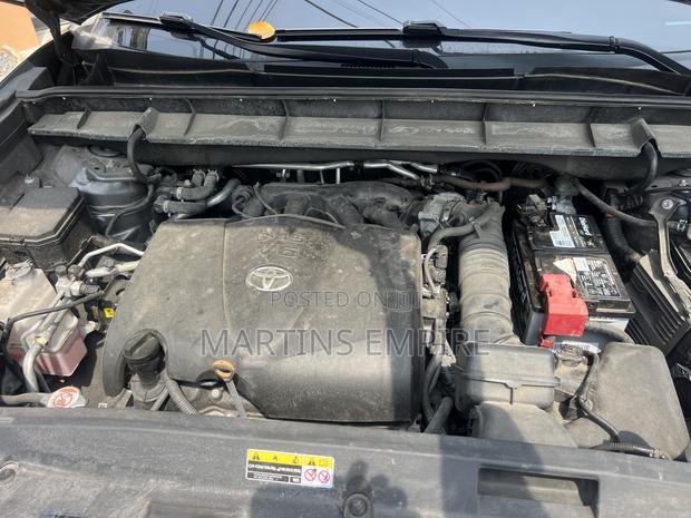 Toyota Highlander LE AWD 2020 Gray