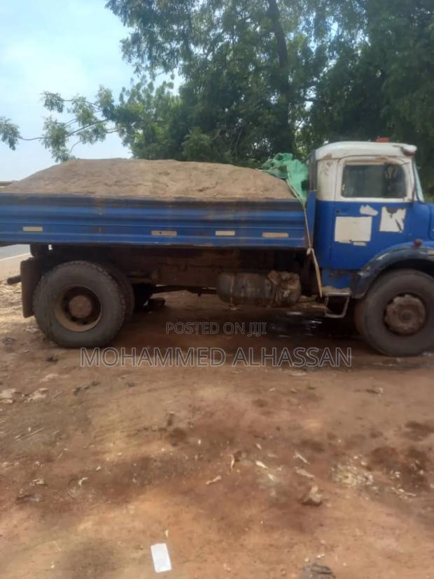 Tipper Truck photo 4