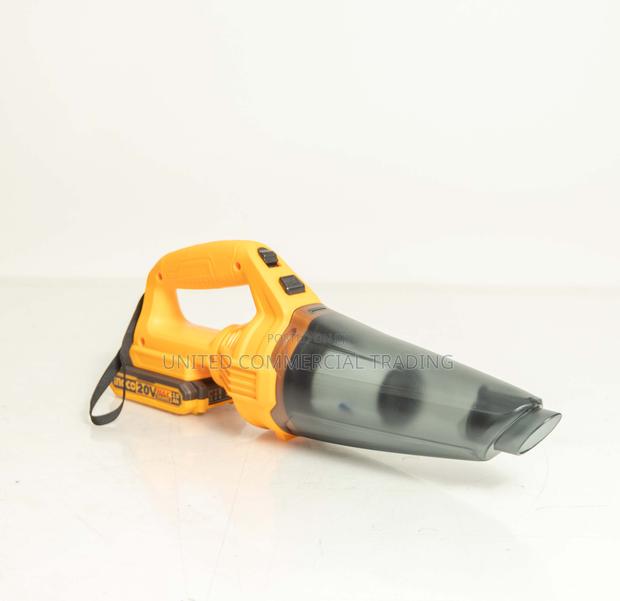 Cordless Vacuum Cleaner photo 2