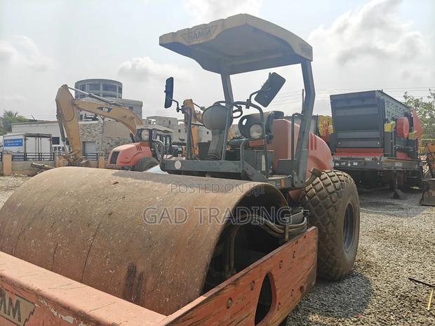 Hamm Single Drum Vibratory Roller / Compactor - Selling as Is photo 2