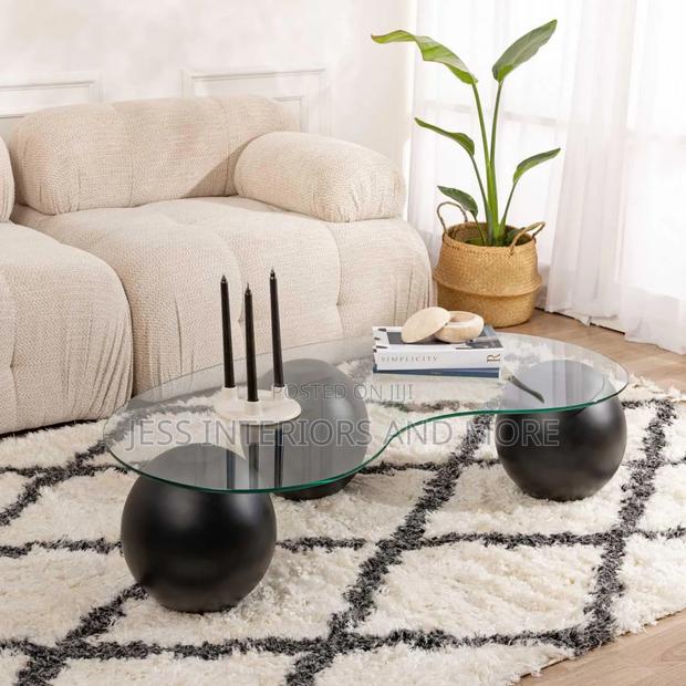 Center Table (Curved Glass ) photo 2