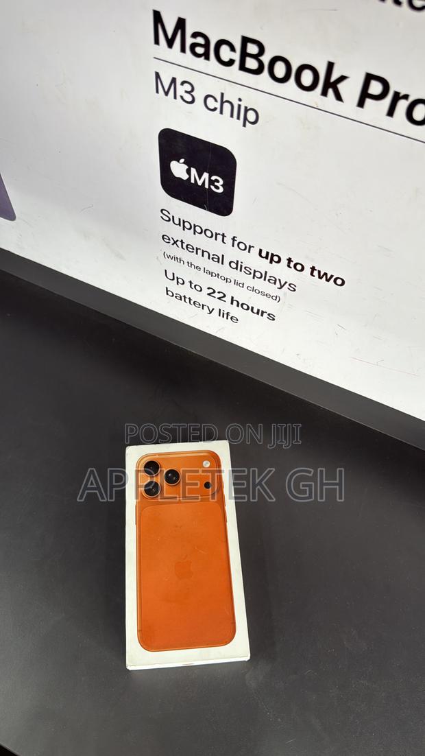 New Apple iPhone 17 Pro Max 2 TB Orange