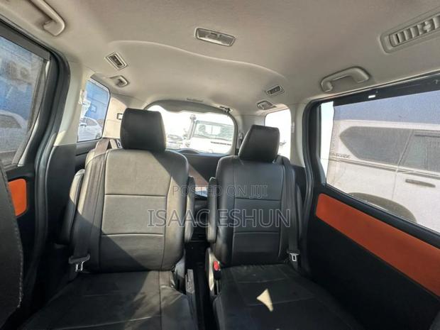 Toyota Voxy SV Premium 2014 Black photo 6