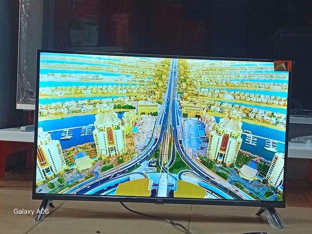 TCL 32 Inches Smart TV – Trusted Brand · Photo 4