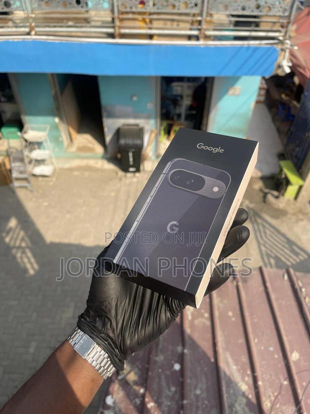 New Google Pixel 9 128 GB Black photo 3