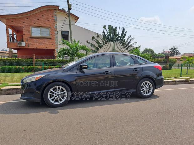 Ford Focus SE 4dr Sedan (2.0L 4cyl 5M) 2015 Black