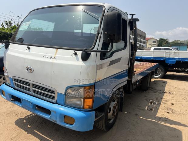 Hyundai Mighty Tow Truck (Flatbed / Recovery Truck)