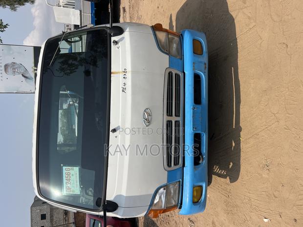 Hyundai Mighty Tow Truck (Flatbed / Recovery Truck)